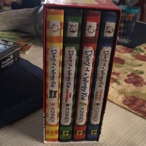 Dairy of a Wimpy Kids 4 Book set